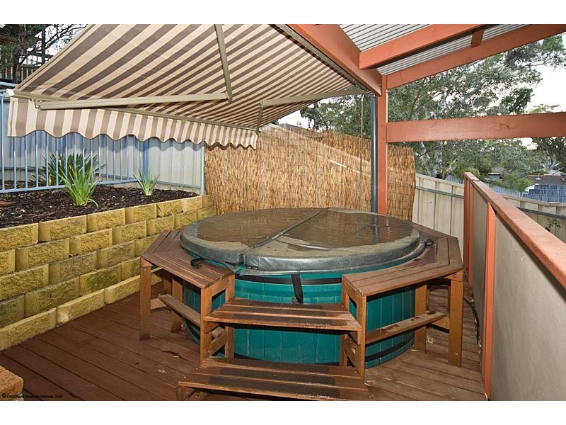 16 Woodland Grove, Aberfoyle Park SA 5159