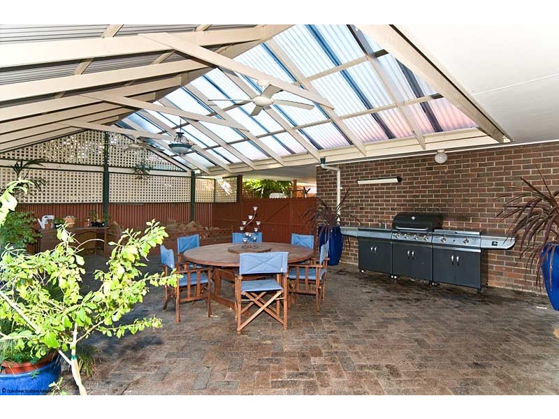 15 Booth Street, Happy Valley SA 5159