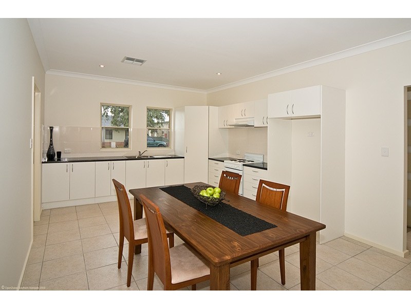 35 Wallala Avenue, Park Holme SA 5043