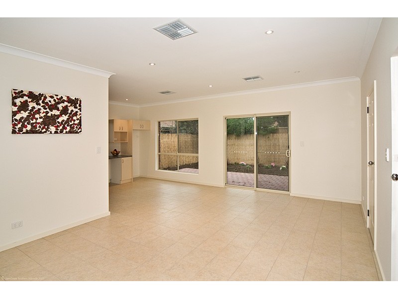 35A Wallala Avenue, Park Holme SA 5043