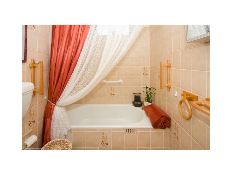 4/13 Kauri Pde, Seacliff SA 5049