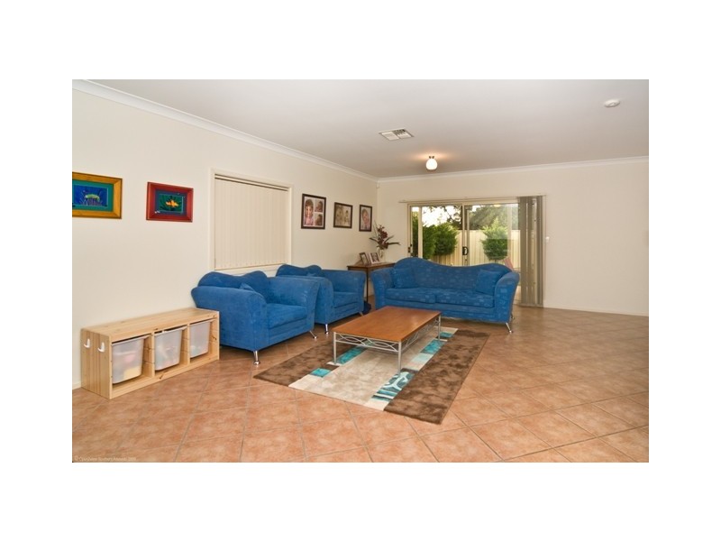 290 Oaklands Road, Park Holme SA 5043