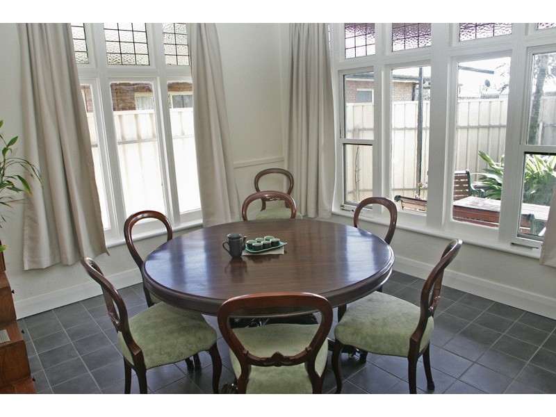 15 Nilpena Avenue, Park Holme SA 5043