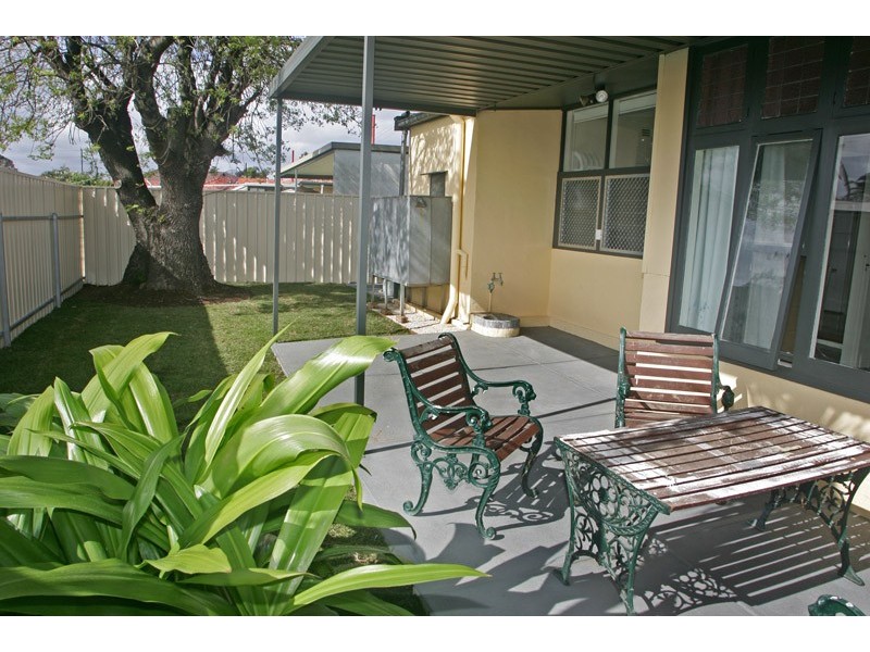 15 Nilpena Avenue, Park Holme SA 5043