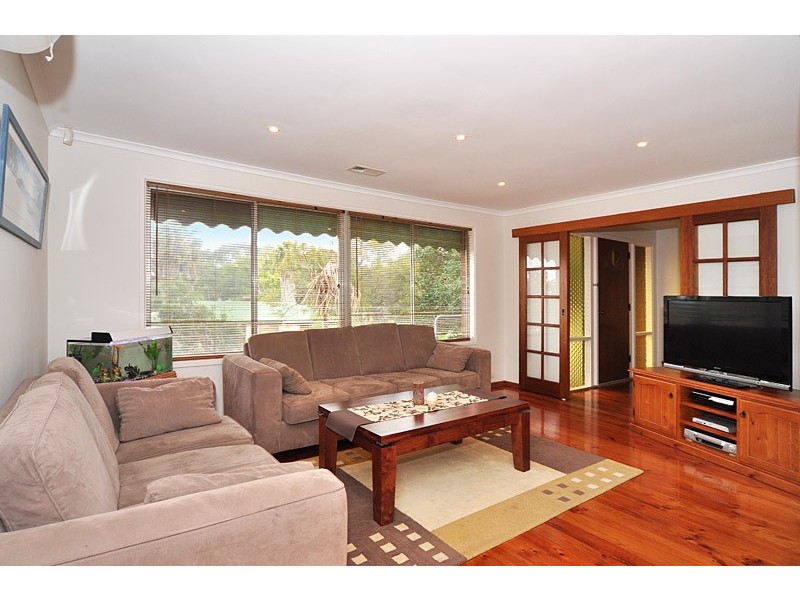 6 Perceval Court, Trott Park SA 5158