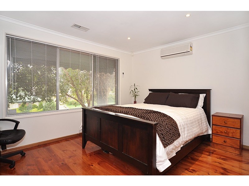 6 Perceval Court, Trott Park SA 5158