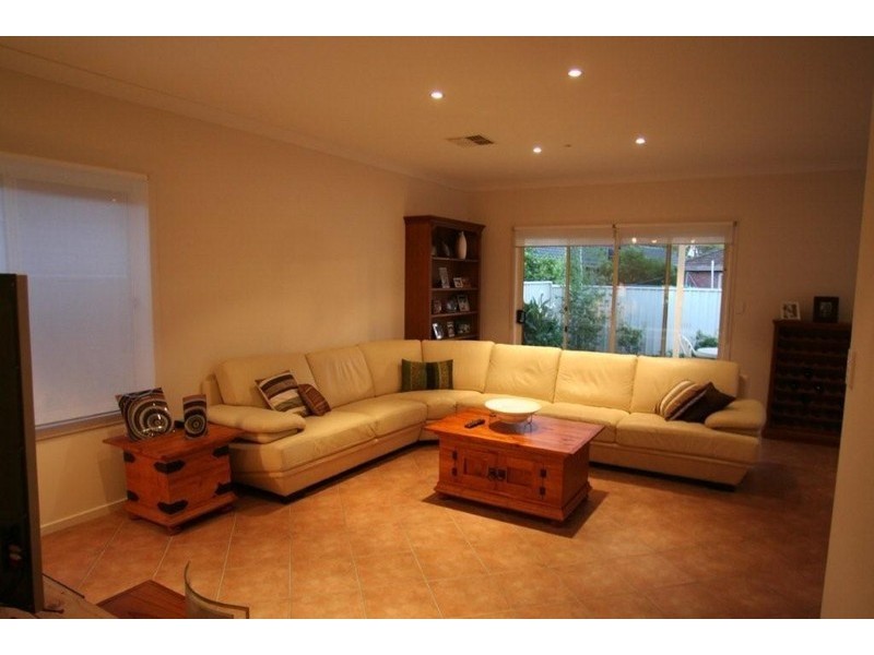 292B Oaklands Road, Park Holme SA 5043