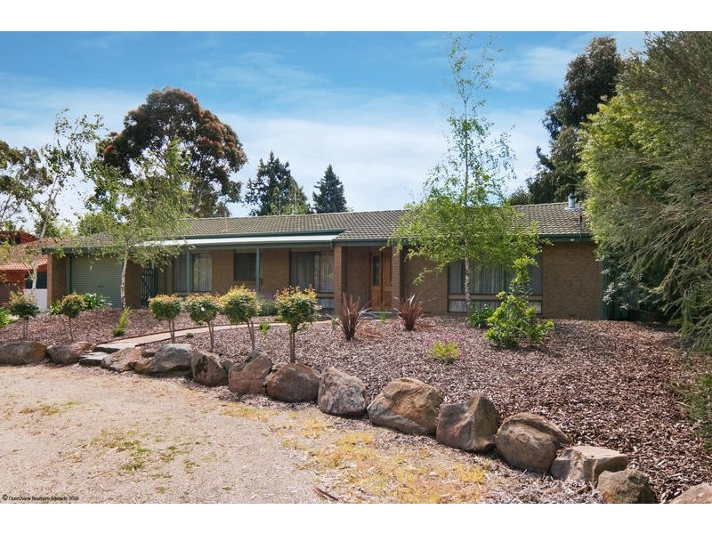 69 Sunnymeade Drive, Aberfoyle Park SA 5159