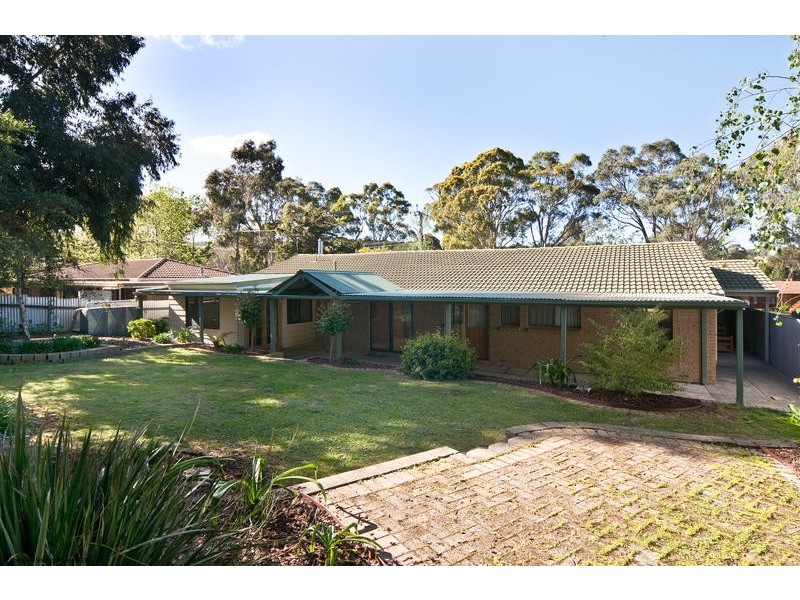 69 Sunnymeade Drive, Aberfoyle Park SA 5159