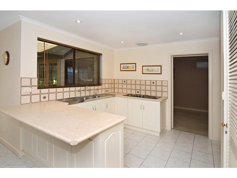 69 Sunnymeade Drive, Aberfoyle Park SA 5159