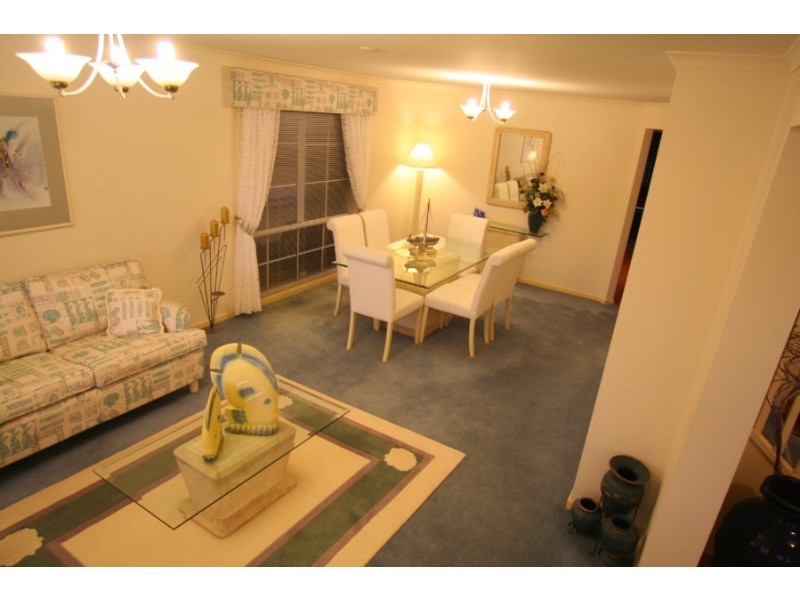 9 Grand Blvd, Seaford Rise SA 5169