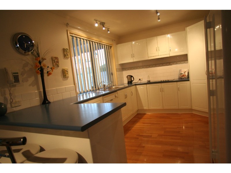 9 Grand Blvd, Seaford Rise SA 5169