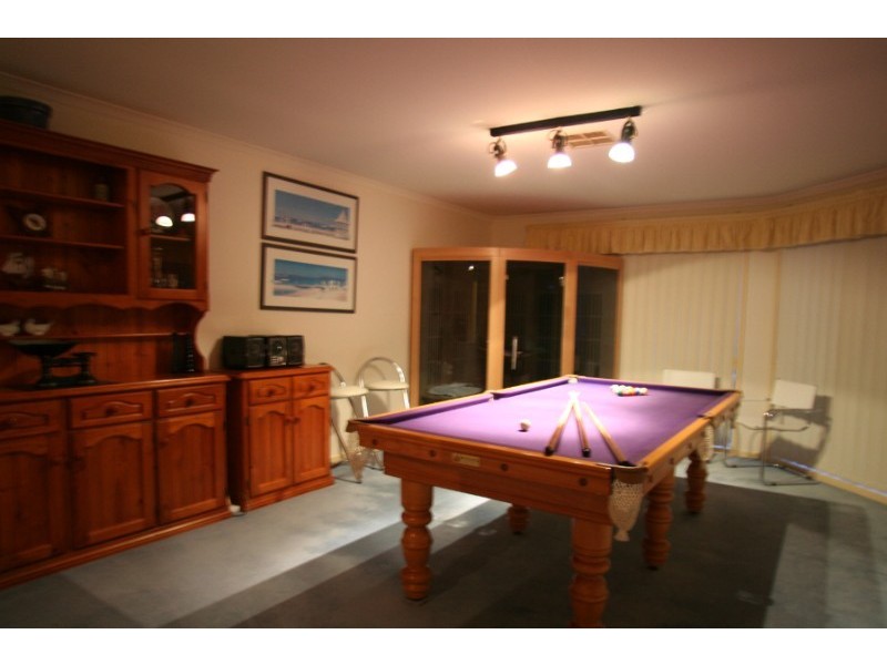 9 Grand Blvd, Seaford Rise SA 5169