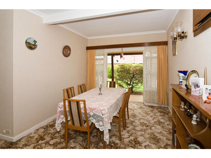 19 Duncan Avenue, Park Holme SA 5043