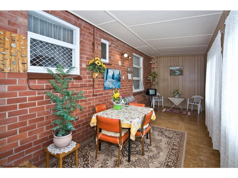 19 Duncan Avenue, Park Holme SA 5043