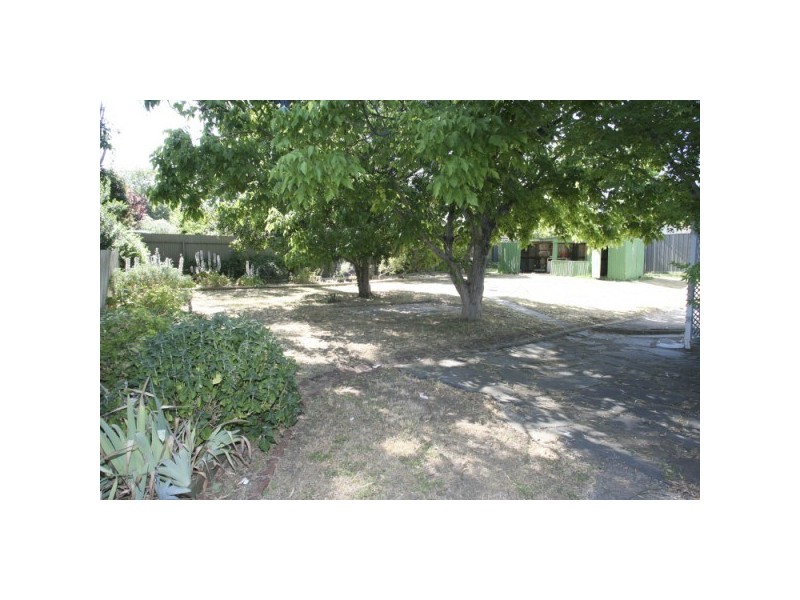 3 Wokurna Avenue, Mitcham SA 5062