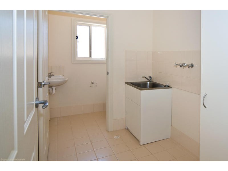 Unit 3, 8 – 16 Vinall Street, Dover Gardens SA 5048