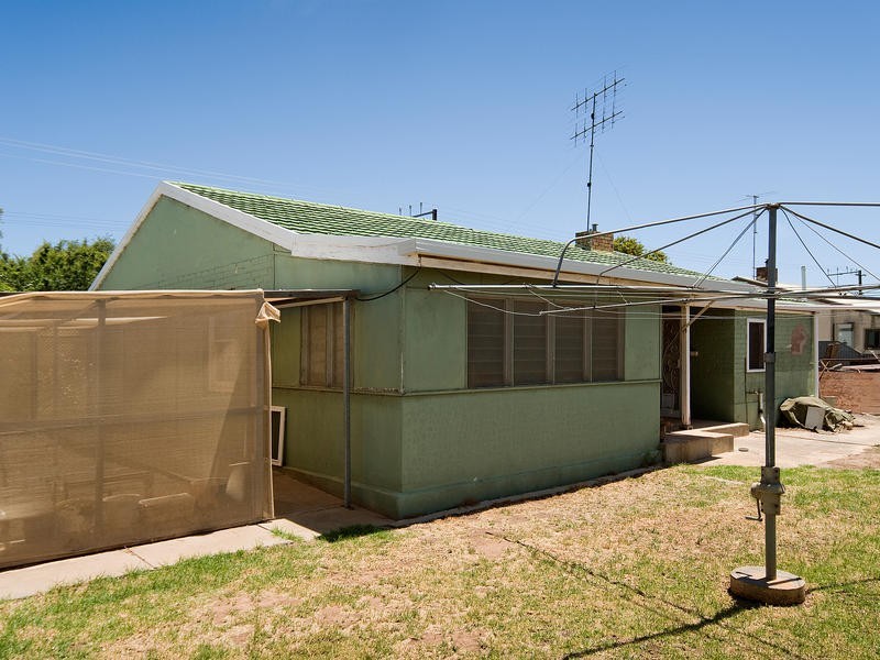 18  Parker Avenue, Strathalbyn SA 5255