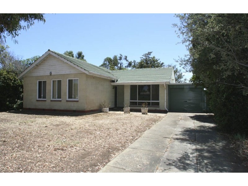 17 Sandison Avenue, Park Holme SA 5043