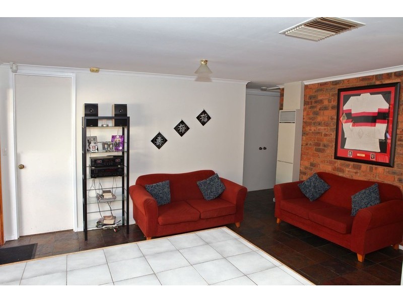 21 Oakridge Rise, Huntfield Heights SA 5163