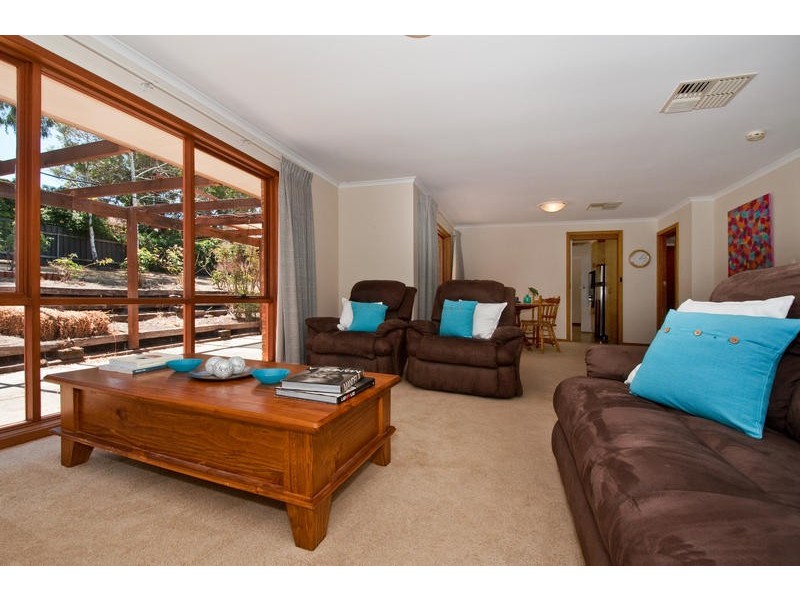 21 Sheoak Crescent, Aberfoyle Park SA 5159