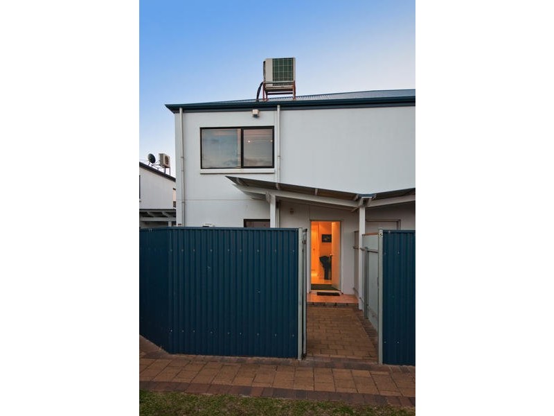 Unit 4, 320 Esplanade, Moana SA 5169