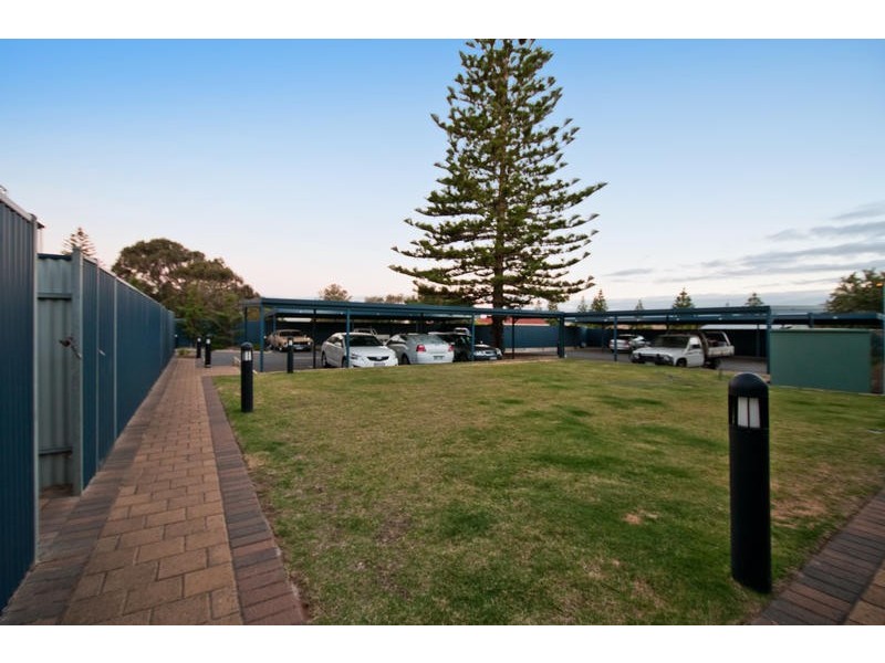 Unit 4, 320 Esplanade, Moana SA 5169