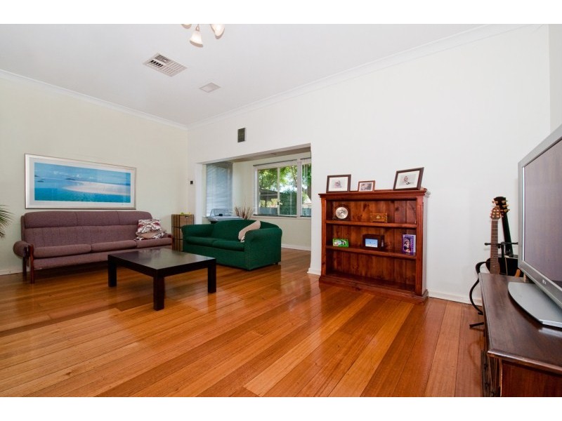 21 Warwick Avenue, Kurralta Park SA 5037