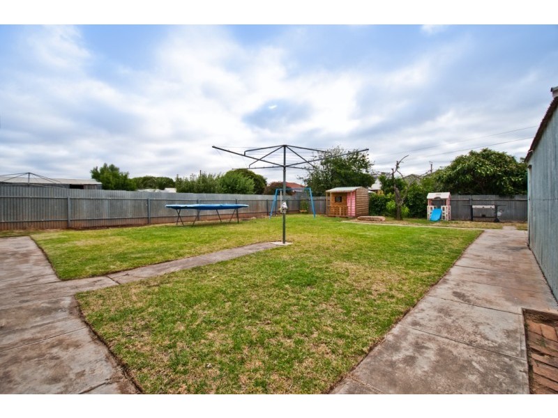 34 Woodland Road, Mitchell Park SA 5043