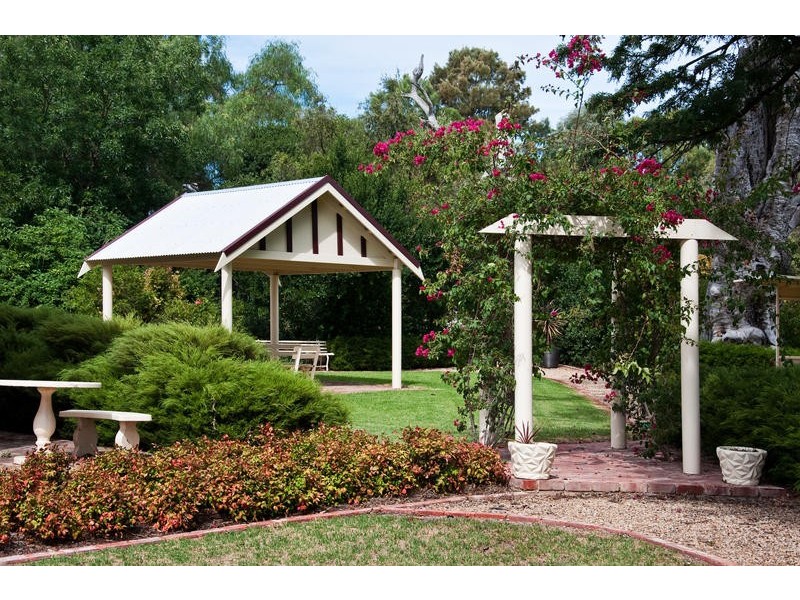 24 Main Road, Willunga SA 5172