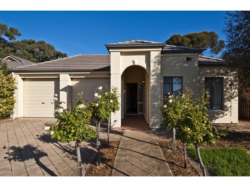 77 Dorrien Avenue, Woodcroft SA 5162