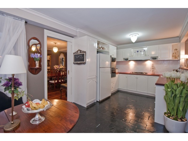 7 Rill Court, Aberfoyle Park SA 5159