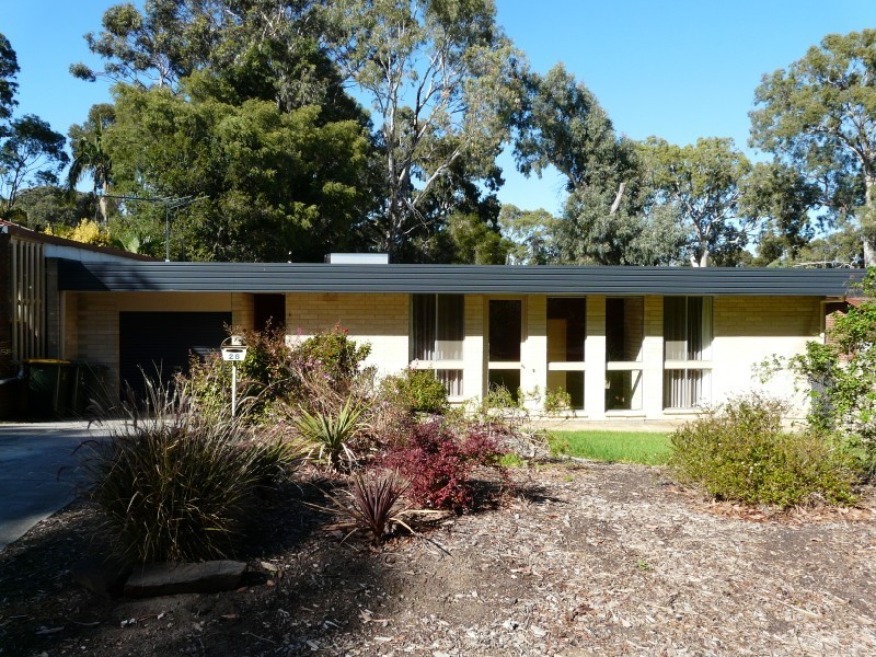 28 Lawson Road, Happy Valley SA 5159