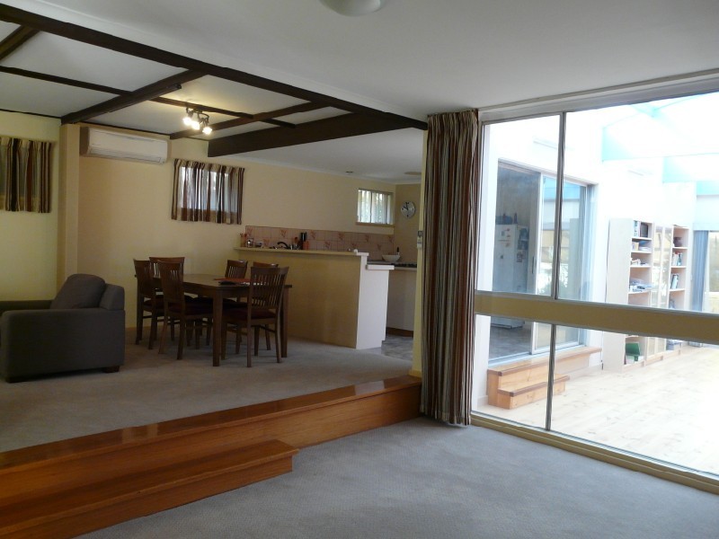 28 Lawson Road, Happy Valley SA 5159