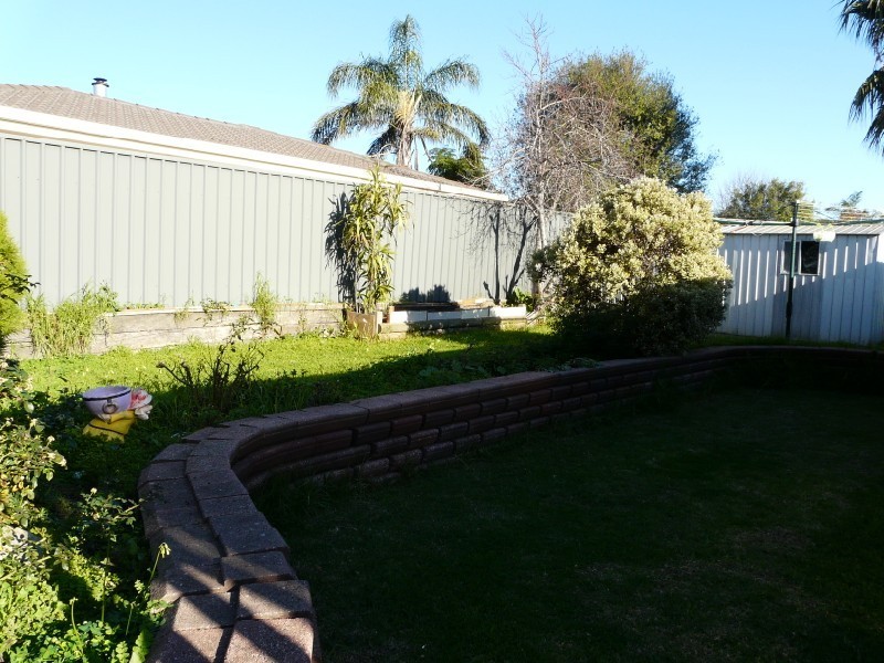 3 Traeger Court, Woodcroft SA 5162