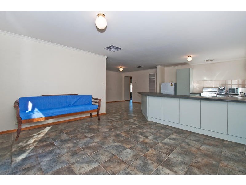 18 Sinclair Street, Hayborough SA 5211