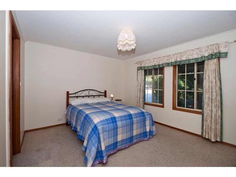 18 Sinclair Street, Hayborough SA 5211