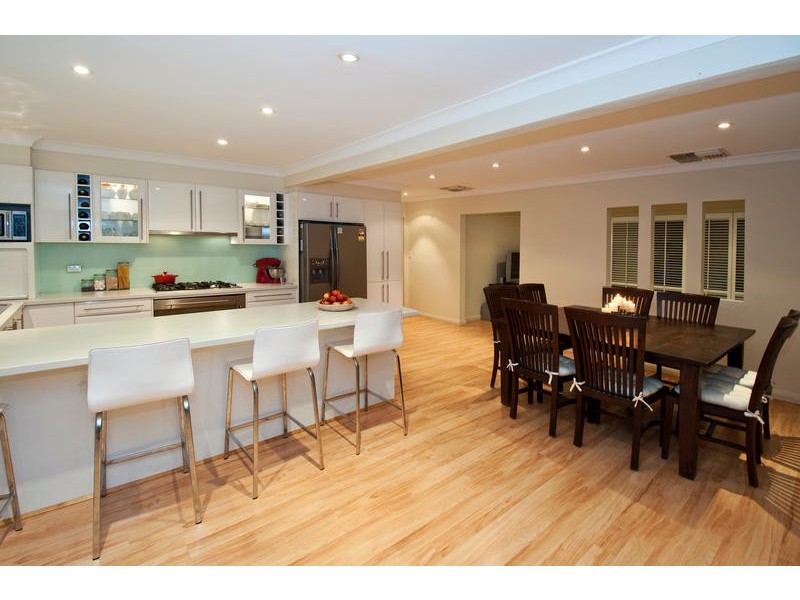 1 Jersey Road, Happy Valley SA 5159