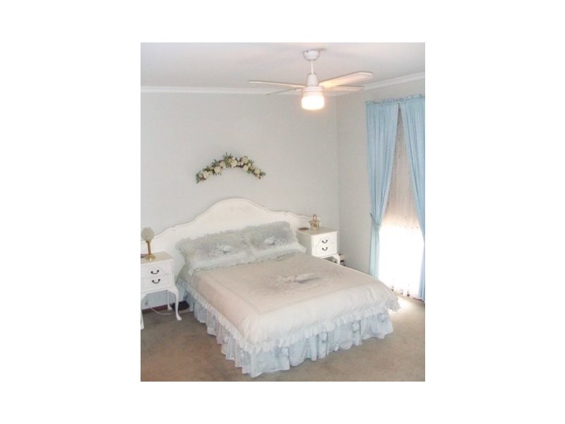 24 Glenthorn Crescent, O’halloran Hill SA 5158