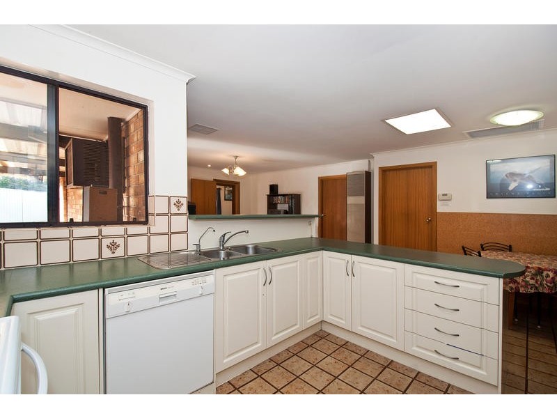 2 Wellesley Street, Huntfield Heights SA 5163