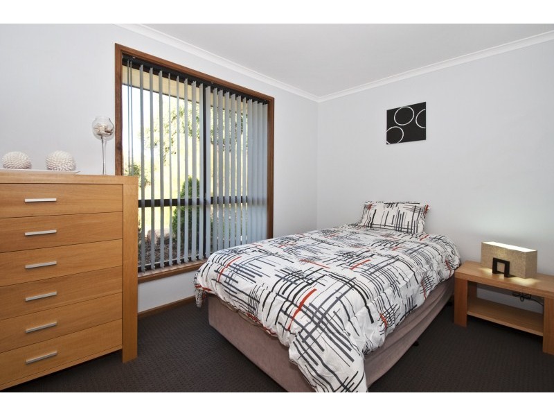 12 Lynly Court, Morphett Vale SA 5162