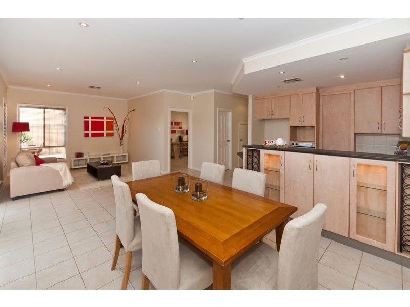 16 Coventry Lane, Morphettville SA 5043