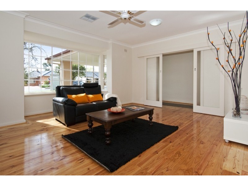 37 Wallala Avenue, Park Holme SA 5043
