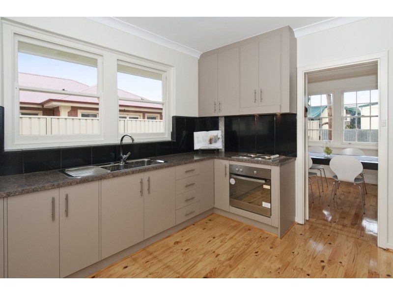 37 Wallala Avenue, Park Holme SA 5043