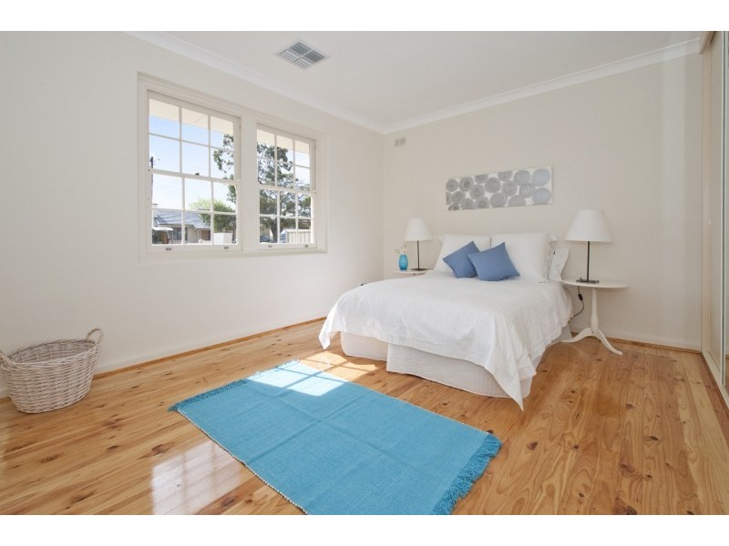 37 Wallala Avenue, Park Holme SA 5043