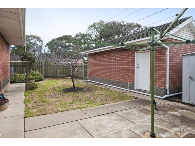 14 Dunrobin Road, Hove SA 5048