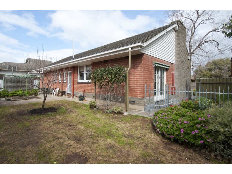 14 Dunrobin Road, Hove SA 5048