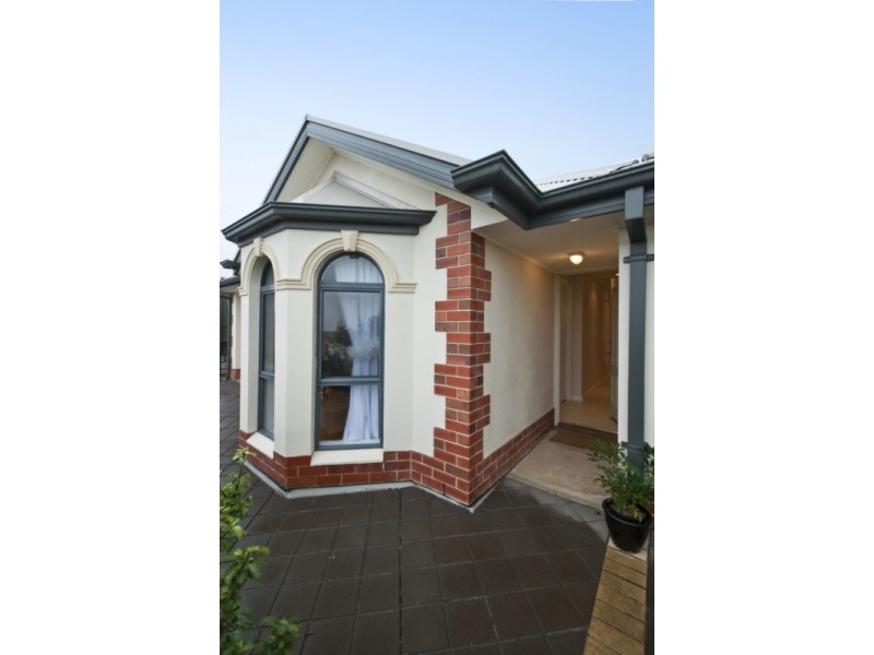 12 Brooklyn Drive, Hallett Cove SA 5158