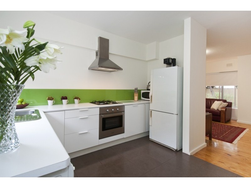 3/30a The Crescent, Brighton SA 5048