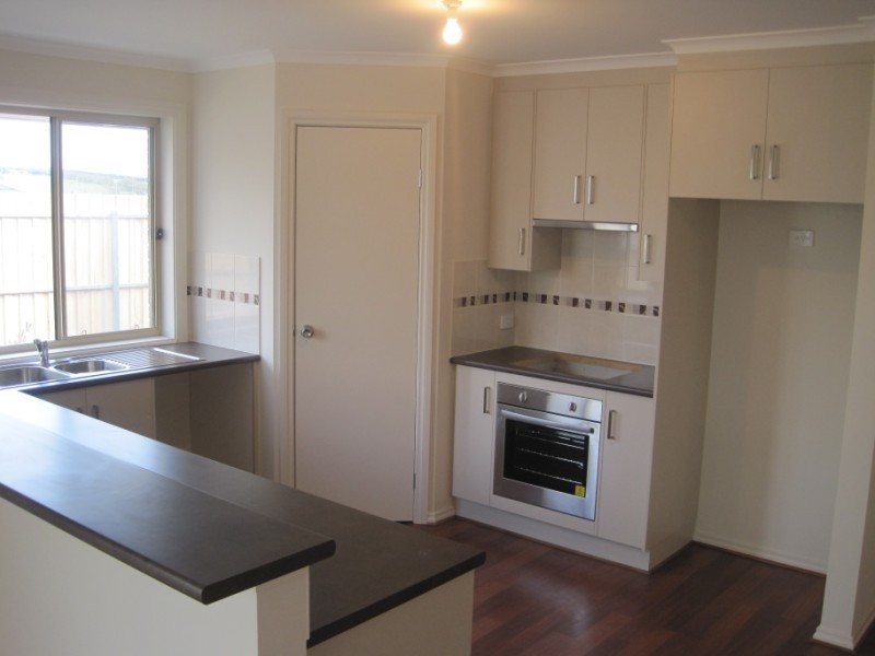 17 Yeltana Avenue, Huntfield Heights SA 5163